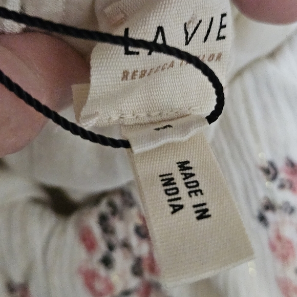 NWT La Vie Rebecca Taylor top with gold threading details size medium - Picture 11 of 14